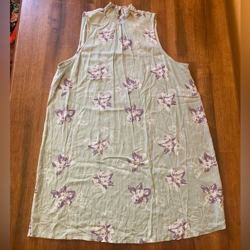 Charlie Paige Dress Large Sage Green Purple Flowers Sleeveless Summer
